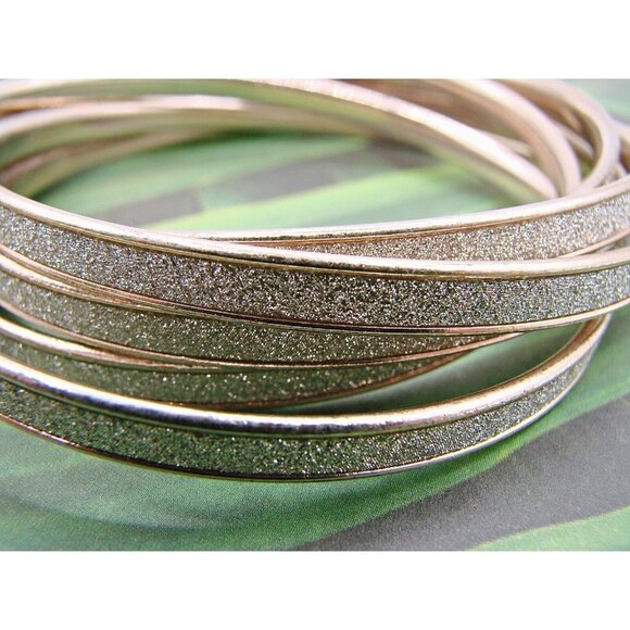 Steve Madden Glitter Design Six Interlocking Bangle Bracelets Gold-Tone 1 Piece - Picture 11 of 11